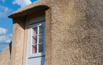 Pluckley Thorne thatch roof disadvantages